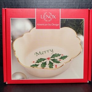 Lenox Holiday Oval Fluted Dish #822398